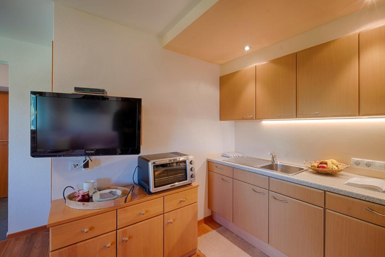 Apartments Kaserott ฟูเนส ภายนอก รูปภาพ
