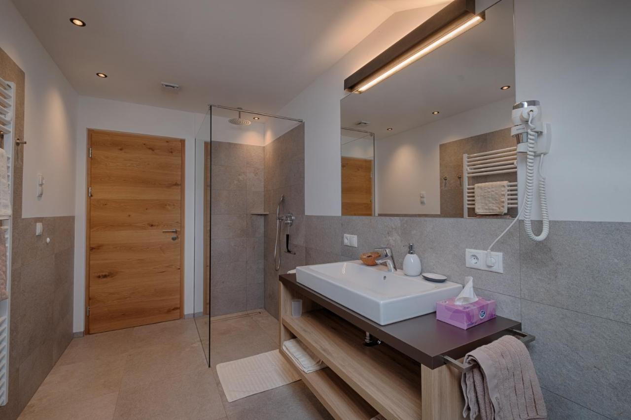 Apartments Kaserott ฟูเนส ภายนอก รูปภาพ